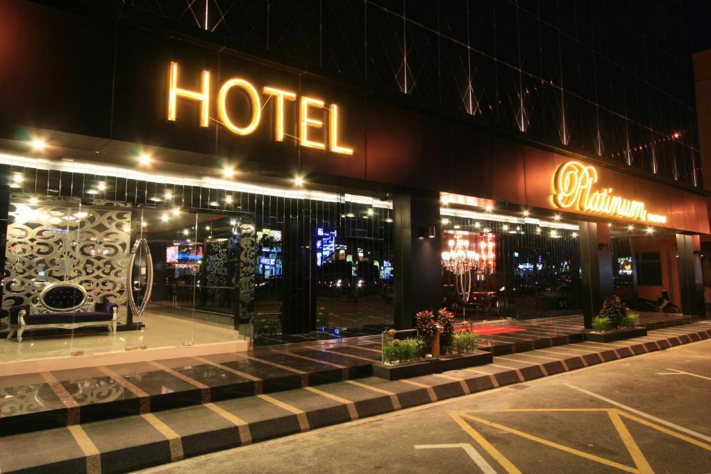 Artz Hotel Τζόχορ Μπάχρου Εξωτερικό φωτογραφία