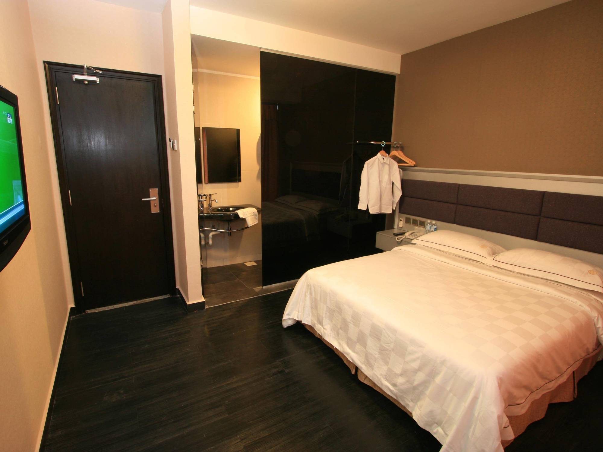 Artz Hotel Τζόχορ Μπάχρου Εξωτερικό φωτογραφία