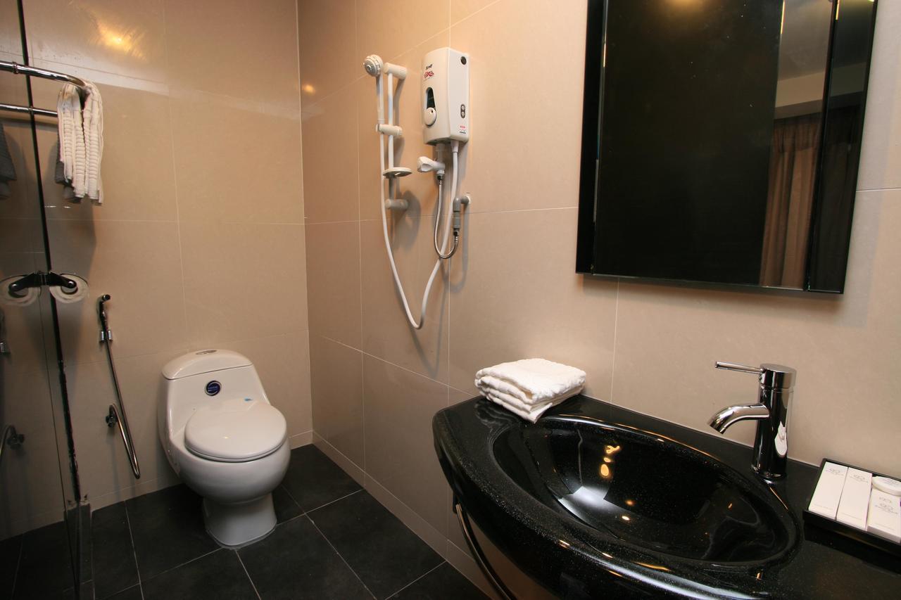 Artz Hotel Τζόχορ Μπάχρου Εξωτερικό φωτογραφία