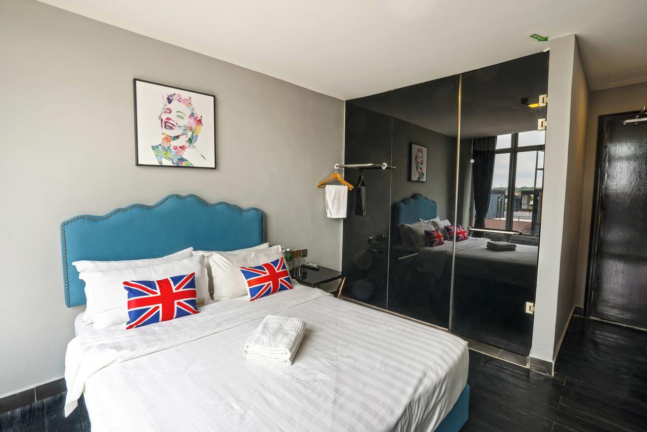 Artz Hotel Τζόχορ Μπάχρου Εξωτερικό φωτογραφία